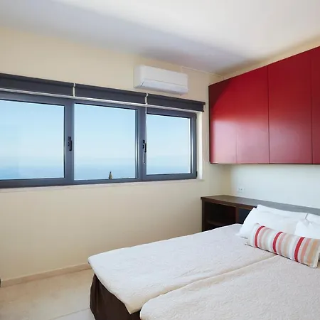 Villa The Longhouse- Pool-sauna-gym- Panormaic Seaview *